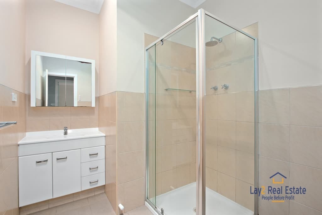 46 Roberts Street Bayswater WA 6053 1950's Elevated Family Favourite! - Image 12