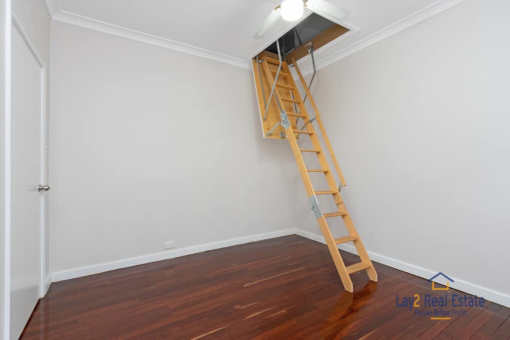46 Roberts Street Bayswater WA 6053 1950's Elevated Family Favourite! - Image 10