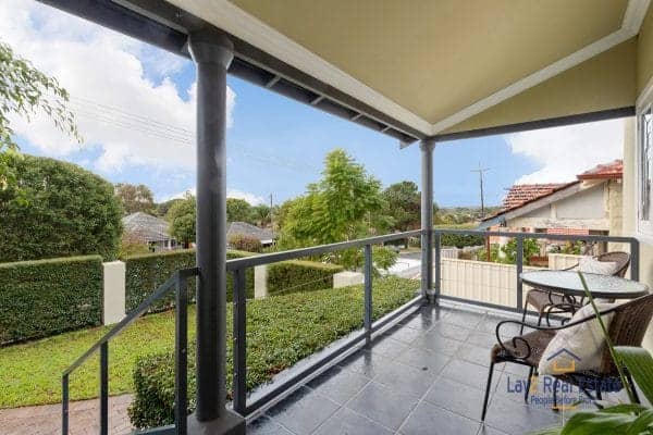 46 Roberts Street Bayswater WA 6053 1950's Elevated Family Favourite! - Image 3