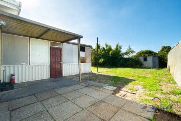 22 Irwin Road Embleton WA 6062. Original 3 Bedroom 60's Home on 728sqm block. - Image 7