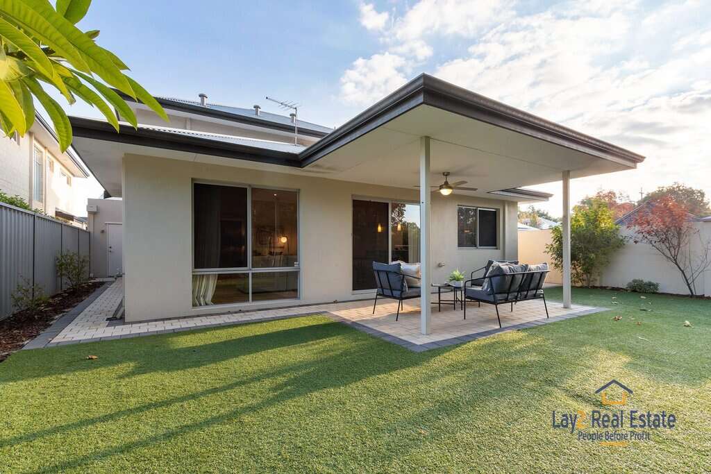 6/43 Halliday Street Bayswater WA 6053 Modern 4 Bed 3 Bath Near River. - Image 20