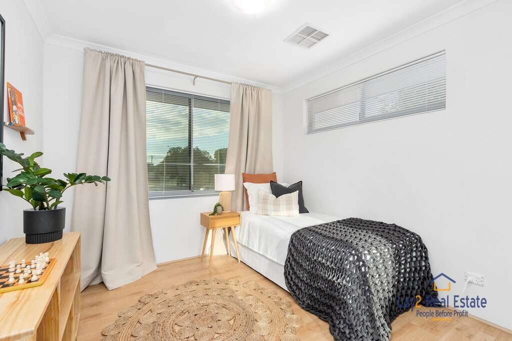 6/43 Halliday Street Bayswater WA 6053 Modern 4 Bed 3 Bath Near River. - Image 14