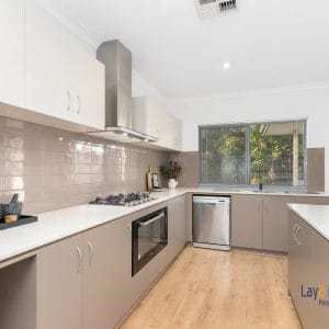 6/43 Halliday Street Bayswater WA 6053 Modern 4 Bed 3 Bath Near River. - Image 4