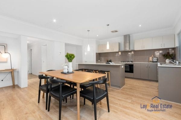 6/43 Halliday Street Bayswater WA 6053 Modern 4 Bed 3 Bath Near River. - Image 5