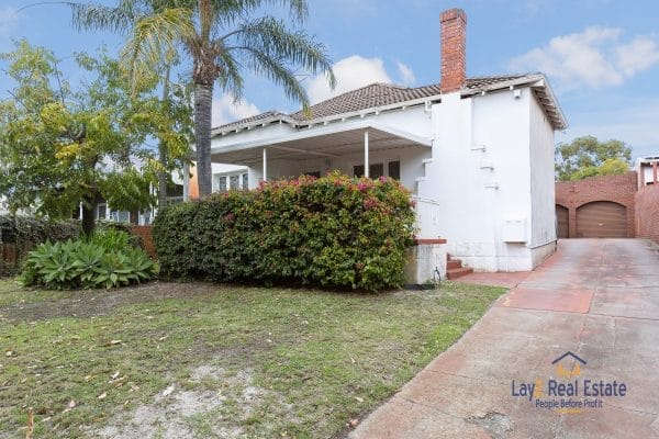 7 May Street Bayswater WA 6053 Elevated Brick Home on 759m2 Block In Fabulous Location!
