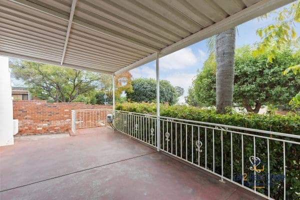 7 May Street Bayswater WA 6053 Elevated Brick Home on 759m2 Block In Fabulous Location! - Image 3