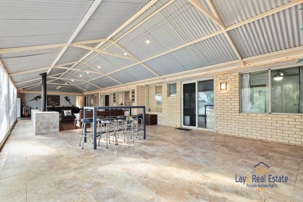 "Holiday Resort Feel" Home on 2640sqm. SOLD - Image 25