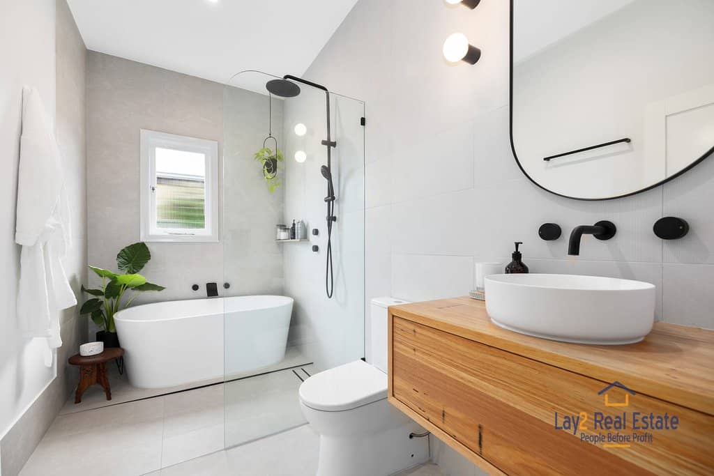120 King William Street Bayswater WA 6053 Stylish and Impeccably Presented Classic! - Image 10