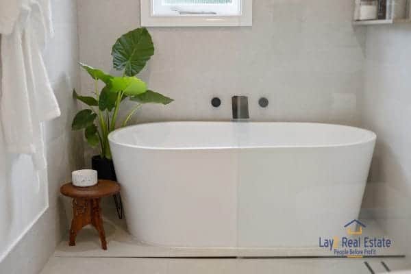 120 King William Street Bayswater WA 6053 Stylish and Impeccably Presented Classic! - Image 12