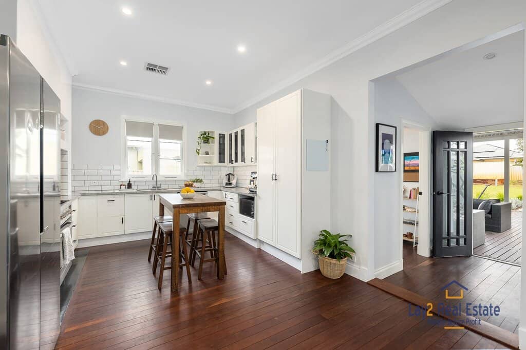 120 King William Street Bayswater WA 6053 Stylish and Impeccably Presented Classic! - Image 6