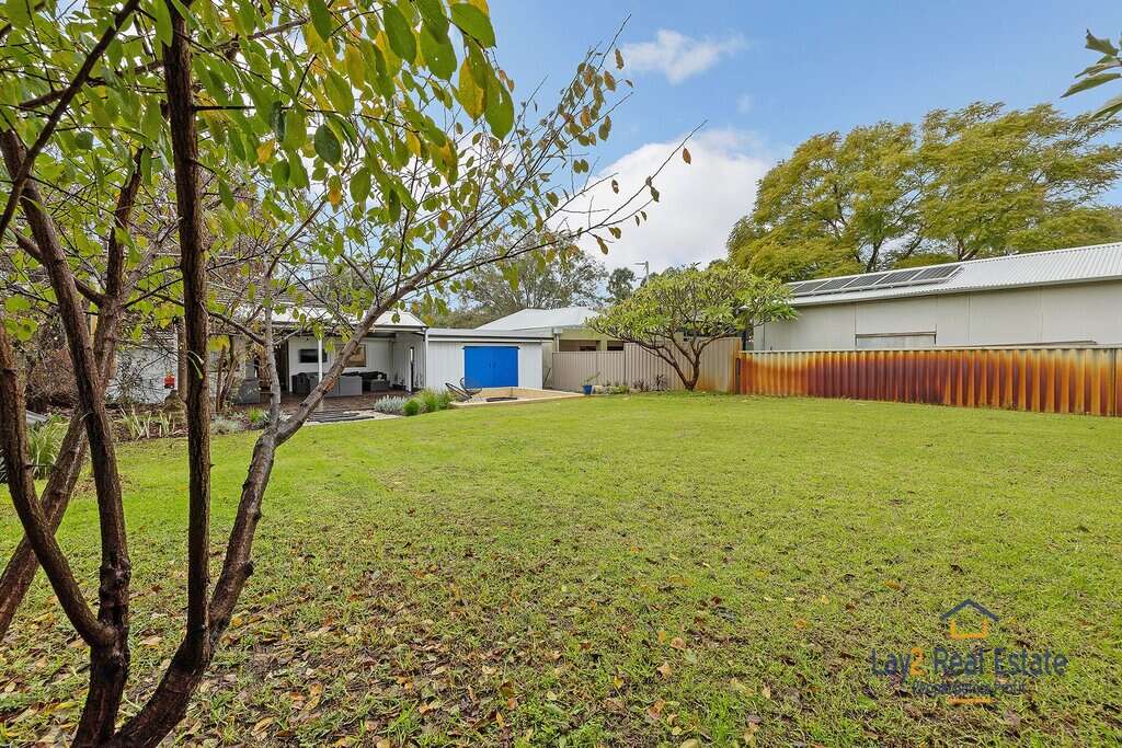 120 King William Street Bayswater WA 6053 Stylish and Impeccably Presented Classic! - Image 18