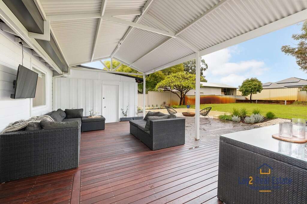 120 King William Street Bayswater WA 6053 Stylish and Impeccably Presented Classic! - Image 15