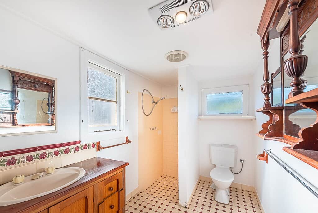 130 Railway Parade Bayswater WA 6053 Quirky 1930's Character Plus Granny Flat - Image 8
