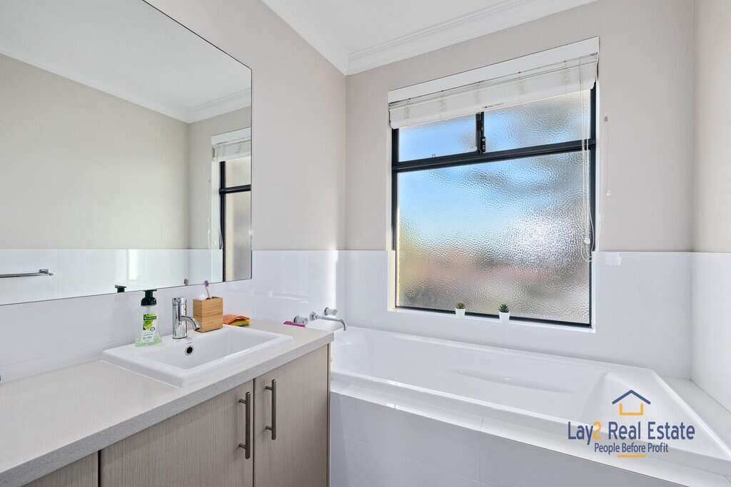57A Foyle Road Bayswater WA 6053 Modern Luxurious and Private Rear Home - Image 20