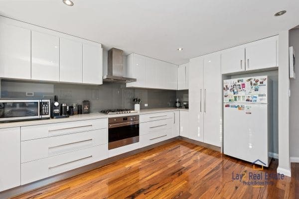57A Foyle Road Bayswater WA 6053 Modern Luxurious and Private Rear Home - Image 5