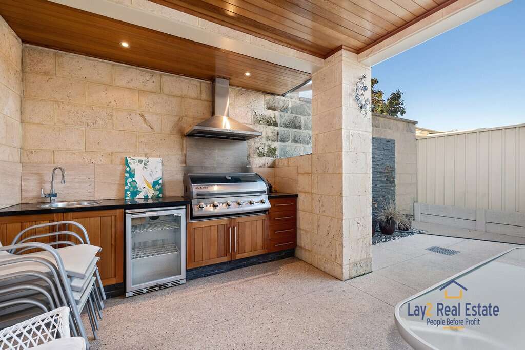 57A Foyle Road Bayswater WA 6053 Modern Luxurious and Private Rear Home - Image 15