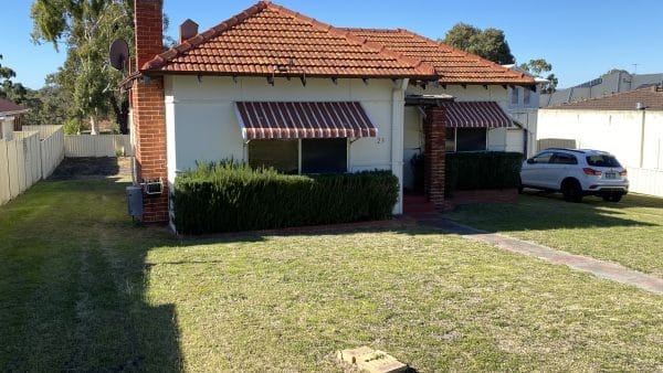 23 Kenmure Avenue Ashfield WA 6054. HUGE 1076sqm Block 100m to the River - Image 3