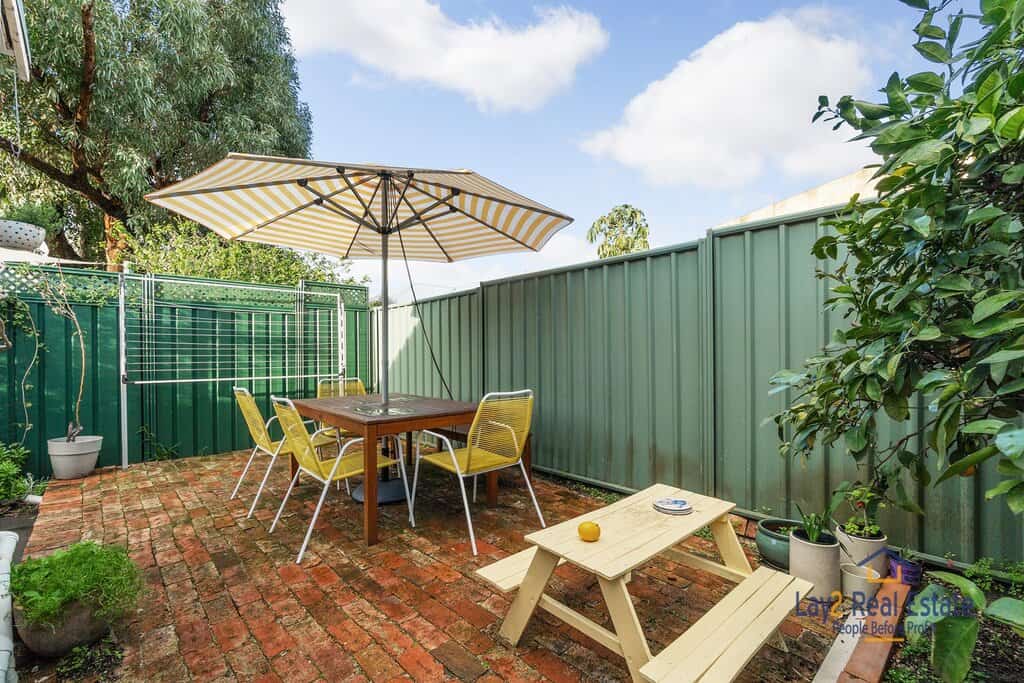 64 The Strand Bayswater WA 6053 Spacious, Light and Bright Gem on 425sqm - Image 22
