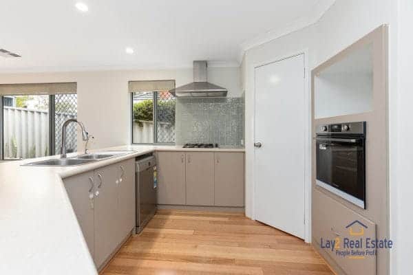 1D Aughton Street Bayswater WA 6053 Modern Spacious Family Home - Image 3
