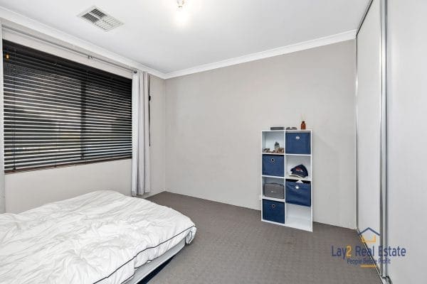 31 Rothbury Road, Embleton WA 6062 Stylish and Elegant Family Living - Image 16