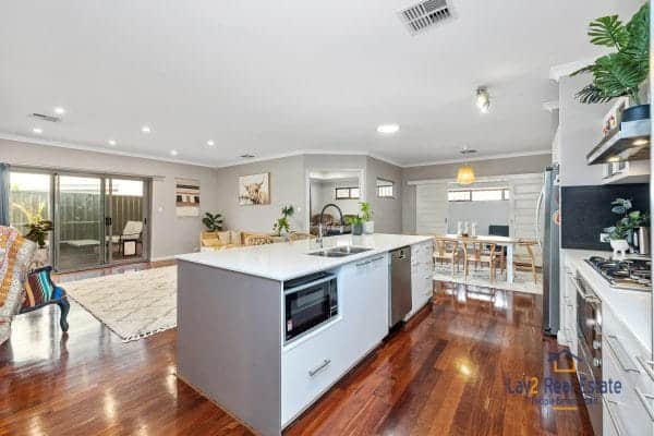 31 Rothbury Road, Embleton WA 6062 Stylish and Elegant Family Living - Image 5