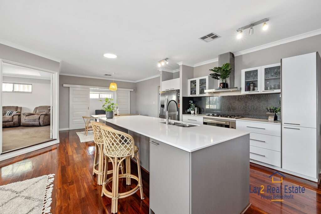 31 Rothbury Road, Embleton WA 6062 Stylish and Elegant Family Living - Image 6