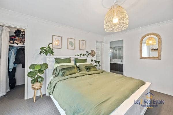 31 Rothbury Road, Embleton WA 6062 Stylish and Elegant Family Living - Image 13