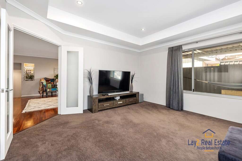 31 Rothbury Road, Embleton WA 6062 Stylish and Elegant Family Living - Image 10