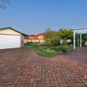 88 Sixth Avenue Maylands WA 6051 Bygone Character Classic Overlooking Parklands! - Image 27