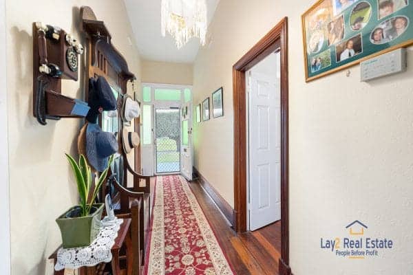 88 Sixth Avenue Maylands WA 6051 Bygone Character Classic Overlooking Parklands! - Image 9