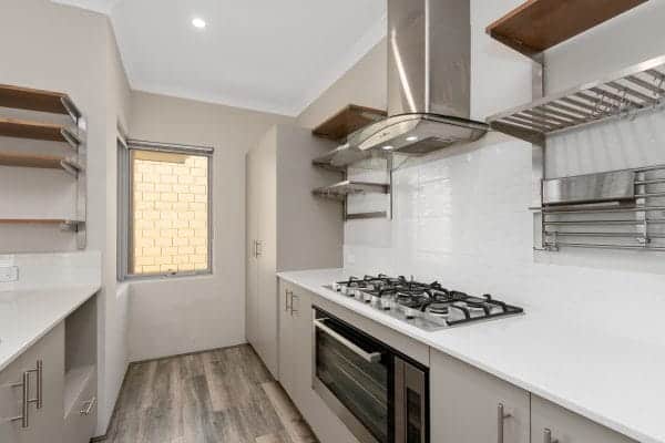 11C Wright Crescent Bayswater 6053. Light Filled Modern Home - Image 5