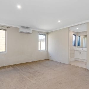 11C Wright Crescent Bayswater 6053. Light Filled Modern Home - Image 6
