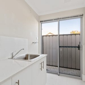 11C Wright Crescent Bayswater 6053. Light Filled Modern Home - Image 11