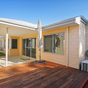 11C Wright Crescent Bayswater 6053. Light Filled Modern Home - Image 12