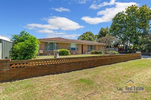 35 Pearson Street Bayswater WA 6053 NOW SOLD! 4 Bedroom Plus Study on Whopping 1115sqm - Image 2