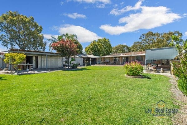 35 Pearson Street Bayswater WA 6053 NOW SOLD! 4 Bedroom Plus Study on Whopping 1115sqm - Image 6