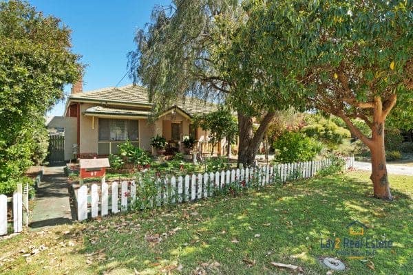 97 York Street, Bedford WA 6052 1940's Character on 613sqm Plus Rear Access - Image 2