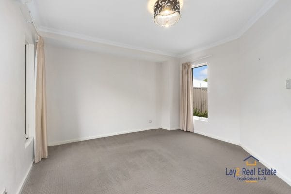 5B Jacqueline Street Bayswater WA 6053. Spacious Rear 3 Bed, 2 Bath, 2 Living Area Home. - Image 10