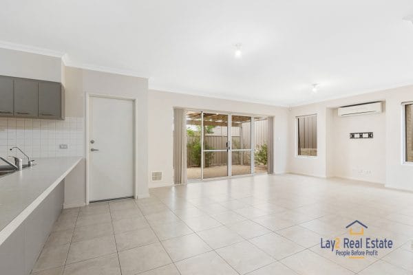 5B Jacqueline Street Bayswater WA 6053. Spacious Rear 3 Bed, 2 Bath, 2 Living Area Home. - Image 7