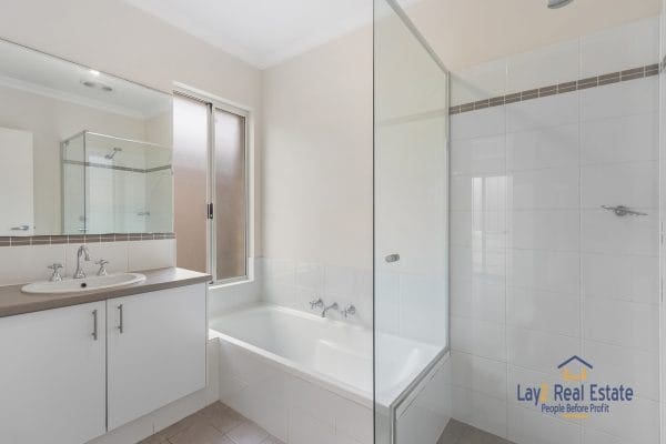5B Jacqueline Street Bayswater WA 6053. Spacious Rear 3 Bed, 2 Bath, 2 Living Area Home. - Image 13