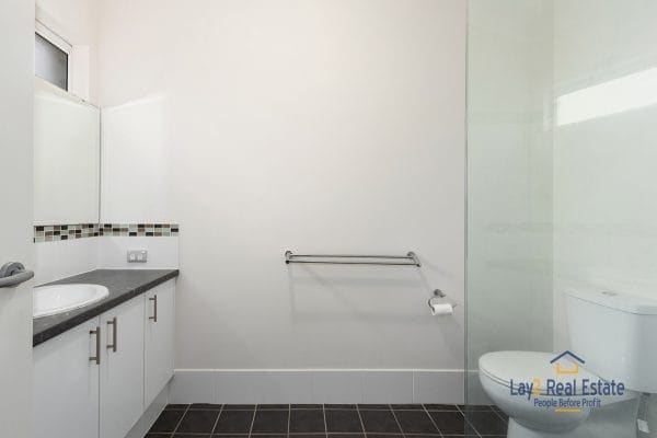 5 Jacqueline Street, Bayswater WA 6053 3 Bed 2 Bath Bigger Than Most! - Image 9