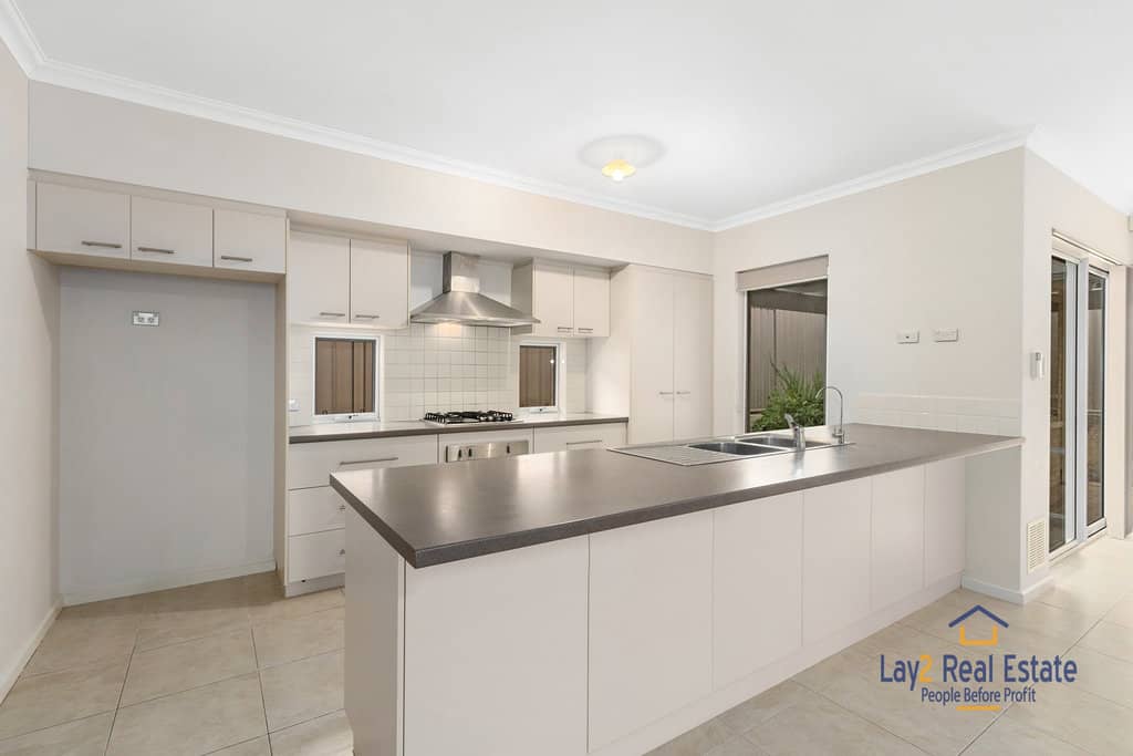 5 Jacqueline Street, Bayswater WA 6053 3 Bed 2 Bath Bigger Than Most! - Image 3