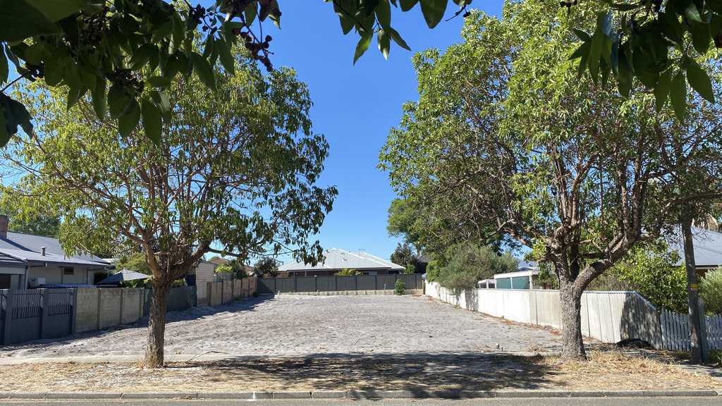506sqm Land Sought after Street Frontage in Bayswater WA