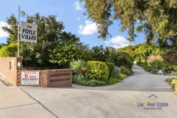11/22 Foyle Road, Bayswater WA 6053. ( NOW SOLD) Spacious 2 Bedroom Villa Recently Modernised. - Image 2