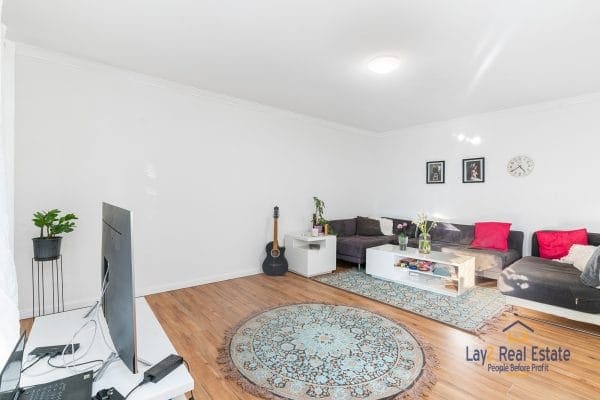 11/22 Foyle Road, Bayswater WA 6053. ( NOW SOLD) Spacious 2 Bedroom Villa Recently Modernised. - Image 11