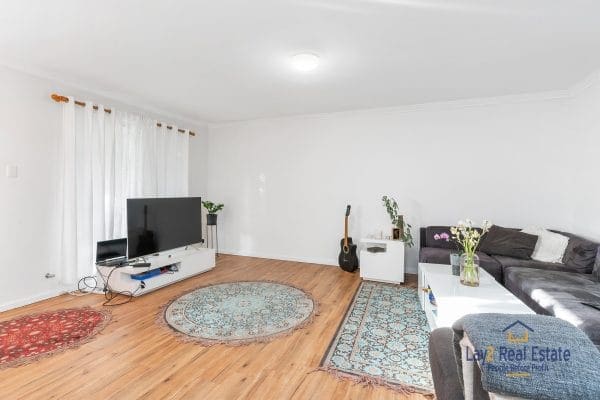 11/22 Foyle Road, Bayswater WA 6053. ( NOW SOLD) Spacious 2 Bedroom Villa Recently Modernised. - Image 10