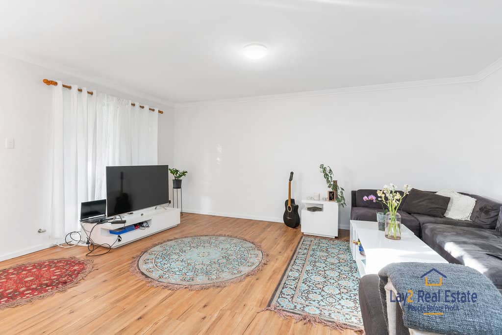 11/22 Foyle Road, Bayswater WA 6053. ( NOW SOLD) Spacious 2 Bedroom Villa Recently Modernised. - Image 10