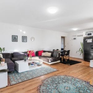 11/22 Foyle Road, Bayswater WA 6053. ( NOW SOLD) Spacious 2 Bedroom Villa Recently Modernised.