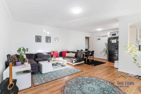 11/22 Foyle Road, Bayswater WA 6053. ( NOW SOLD) Spacious 2 Bedroom Villa Recently Modernised.