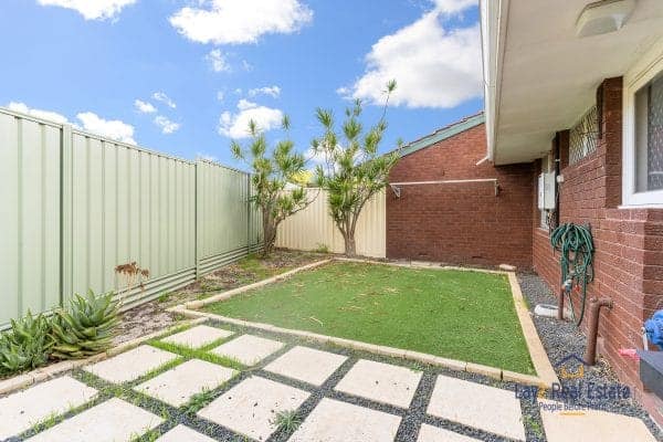 11/22 Foyle Road, Bayswater WA 6053. ( NOW SOLD) Spacious 2 Bedroom Villa Recently Modernised. - Image 5